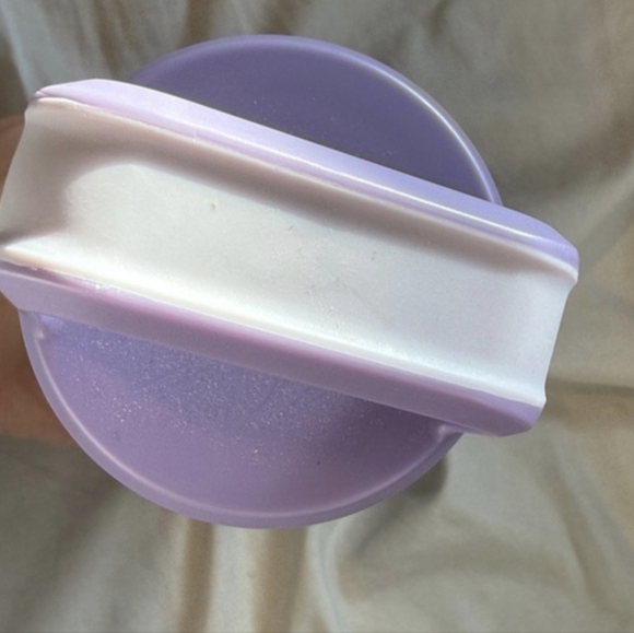 Stanley IceFlow AeroLight Lavender 24 oz Cap &  Carry Water Bottle - Picture 10 of 11